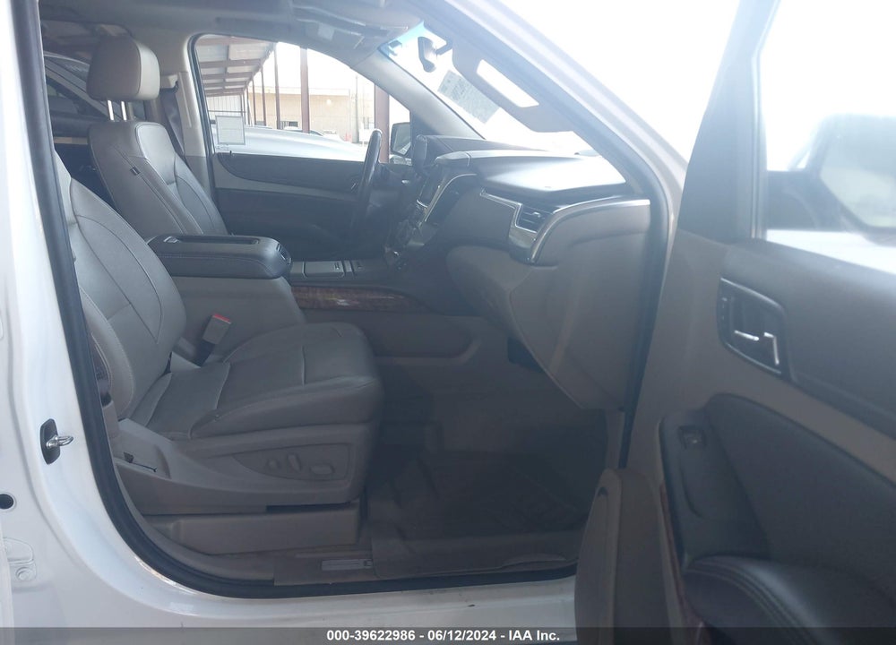 2018 CHEVROLET SUBURBAN PREMIER VIN: 1GNSKJKC5JR290546