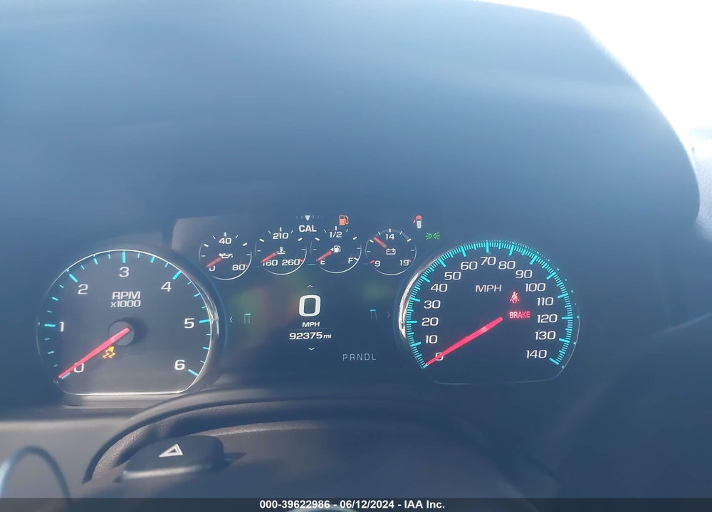 2018 CHEVROLET SUBURBAN PREMIER VIN: 1GNSKJKC5JR290546