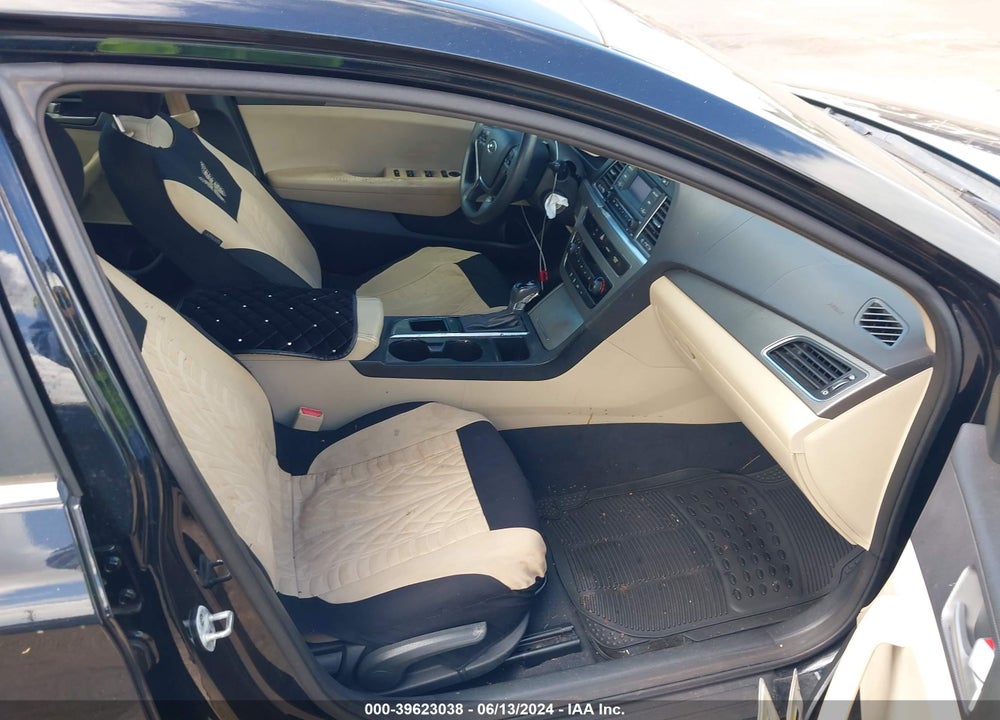 2015 HYUNDAI SONATA SE VIN: 5NPE24AF7FH120903