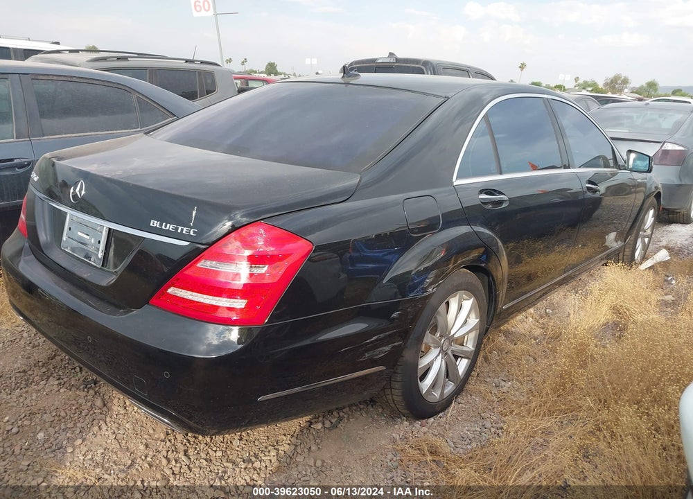 2013 MERCEDES-BENZ S 350 BLUETEC 4MATIC VIN: WDDNG8DBXDA483773
