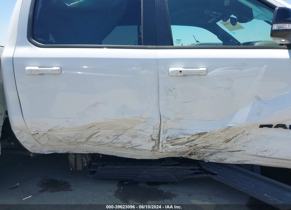 2022 RAM 1500 LAIE  4X2 5'7 BOX VIN: 1C6RREJT7NN451687