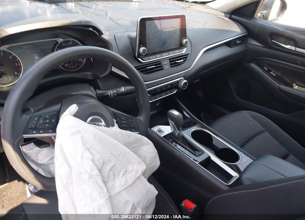2021 NISSAN ALTIMA SV FWD VIN: 1N4BL4DV3MN317556
