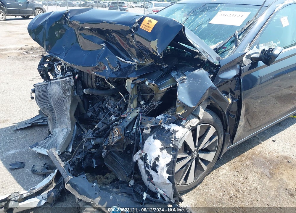 2021 NISSAN ALTIMA SV FWD VIN: 1N4BL4DV3MN317556