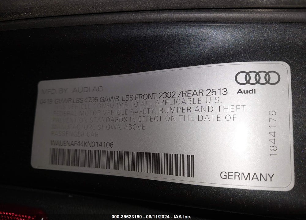 2019 AUDI A4 VIN: WAUENAF44KN014106