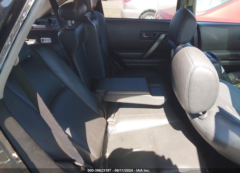 2006 INFINITI FX45 VIN: JNRBS08W16X401133