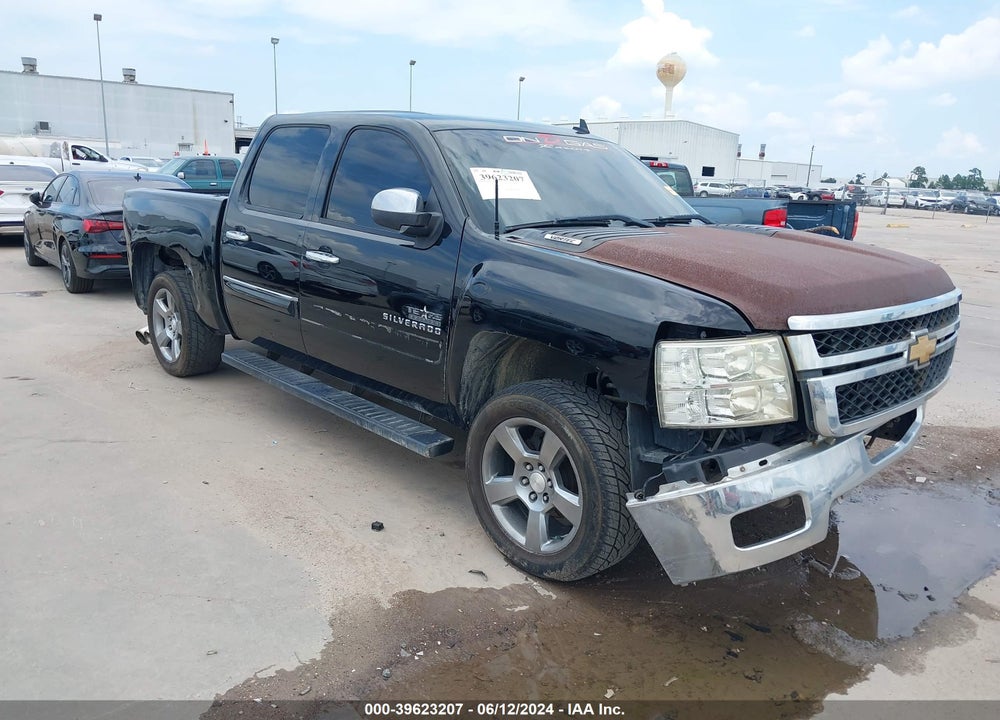 2011 CHEVROLET SILVERADO 1500 LT VIN: 3GCPCSE06BG197345