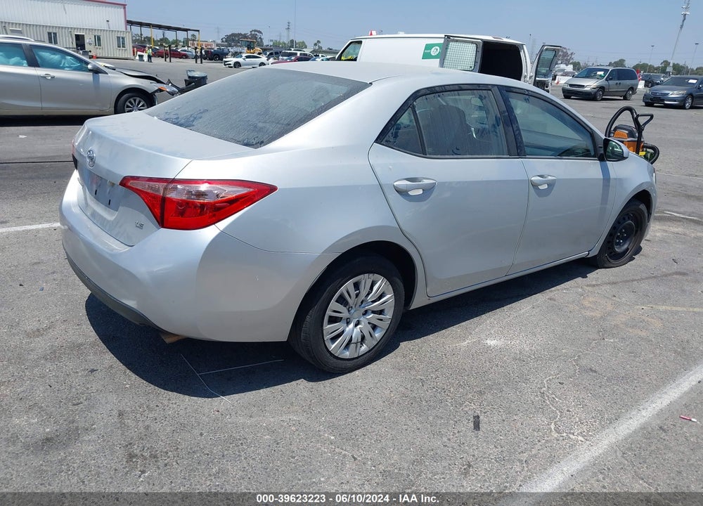 2019 TOYOTA COROLLA XLE VIN: 5YFBURHE2KP904622