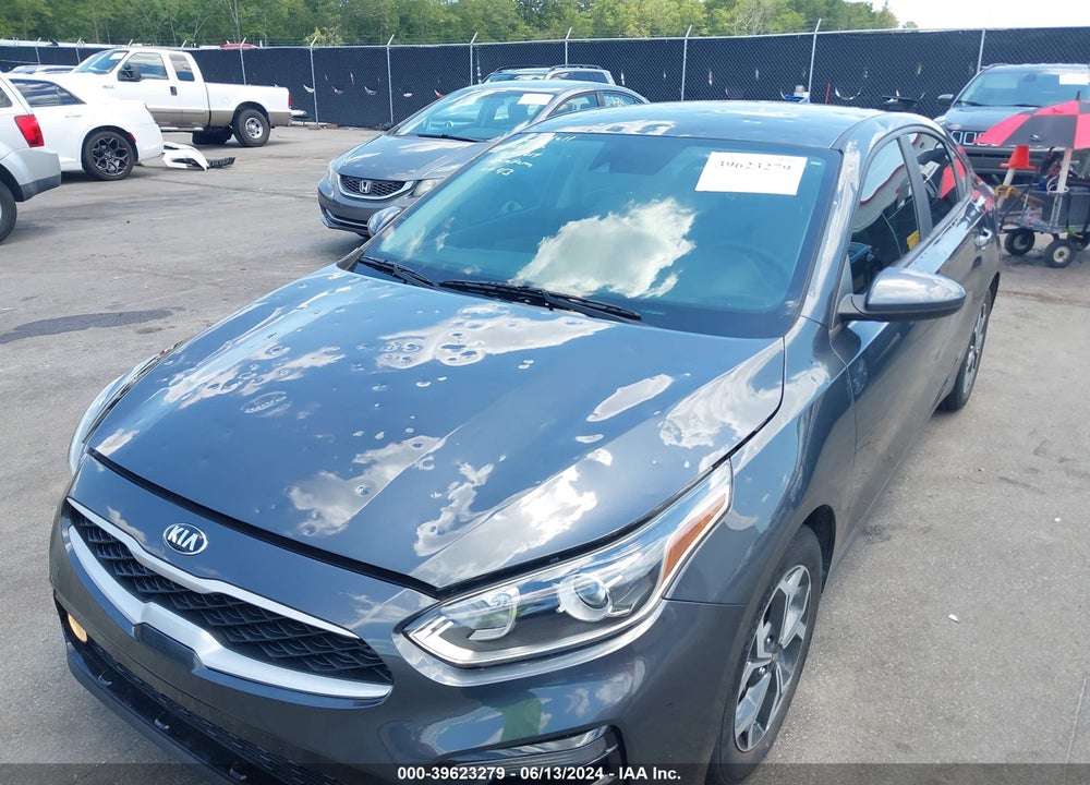 2021 KIA FORTE LXS VIN: 3KPF24AD8ME342581