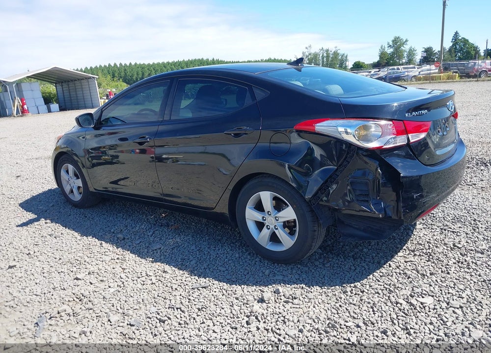 2013 HYUNDAI ELANTRA GLS VIN: KMHDH4AE5DU852012