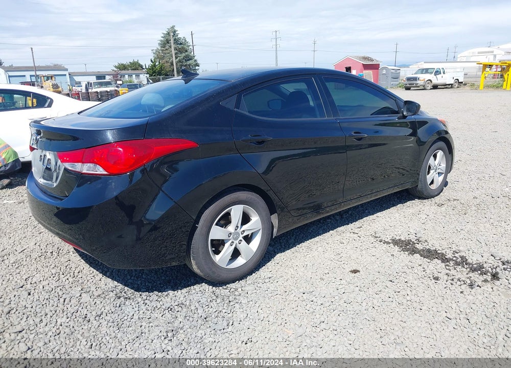 2013 HYUNDAI ELANTRA GLS VIN: KMHDH4AE5DU852012
