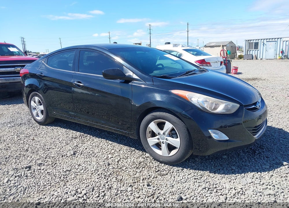 2013 HYUNDAI ELANTRA GLS VIN: KMHDH4AE5DU852012