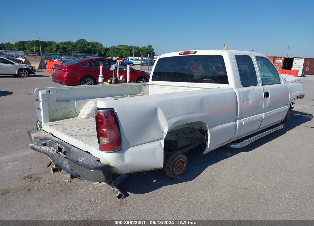 2007 CHEVROLET SILVERADO 1500 CLASSIC LT1 VIN: 1GCEC19Z57Z126848