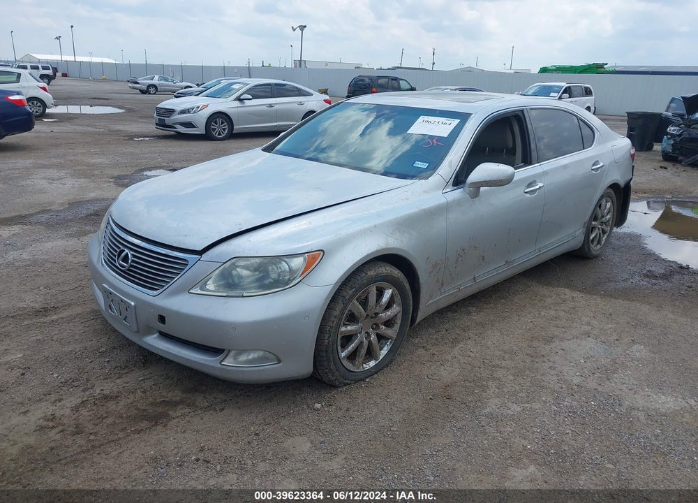 2008 LEXUS LS 460 L VIN: JTHGL46FX85020892