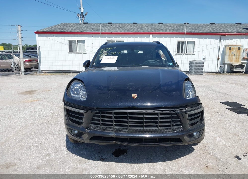 2015 PORSCHE MACAN S VIN: WP1AB2A59FLB72327