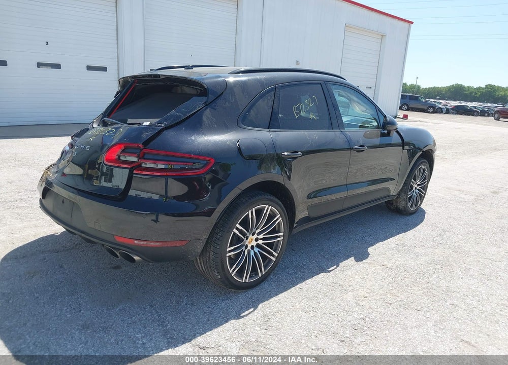2015 PORSCHE MACAN S VIN: WP1AB2A59FLB72327