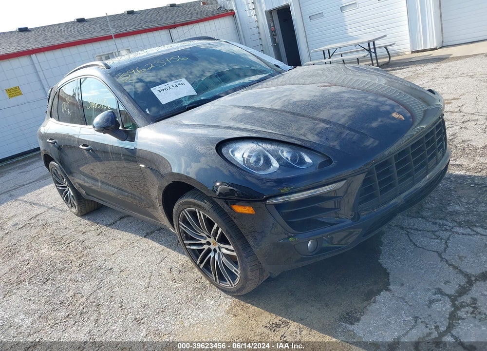 2015 PORSCHE MACAN S VIN: WP1AB2A59FLB72327