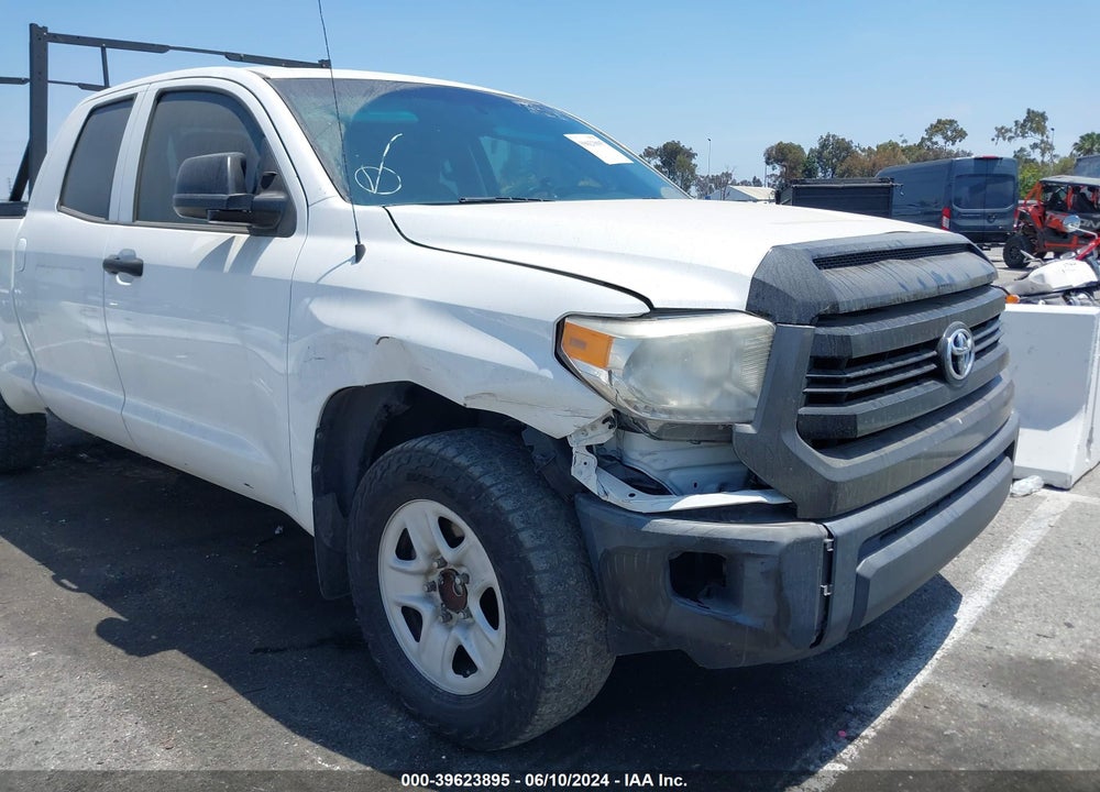 2015 TOYOTA TUNDRA SR 4.6L V8 VIN: 5TFRM5F19FX084408