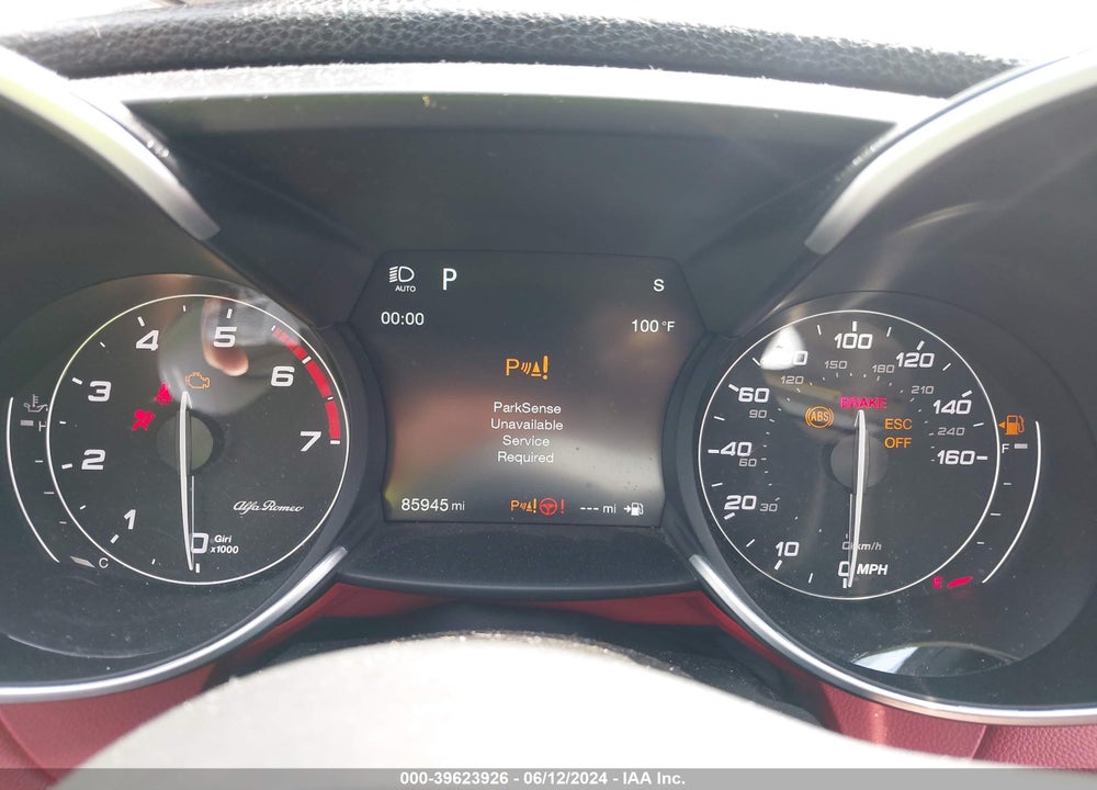 2017 ALFA ROMEO GIULIA VIN: ZARFAEBN2H7551360