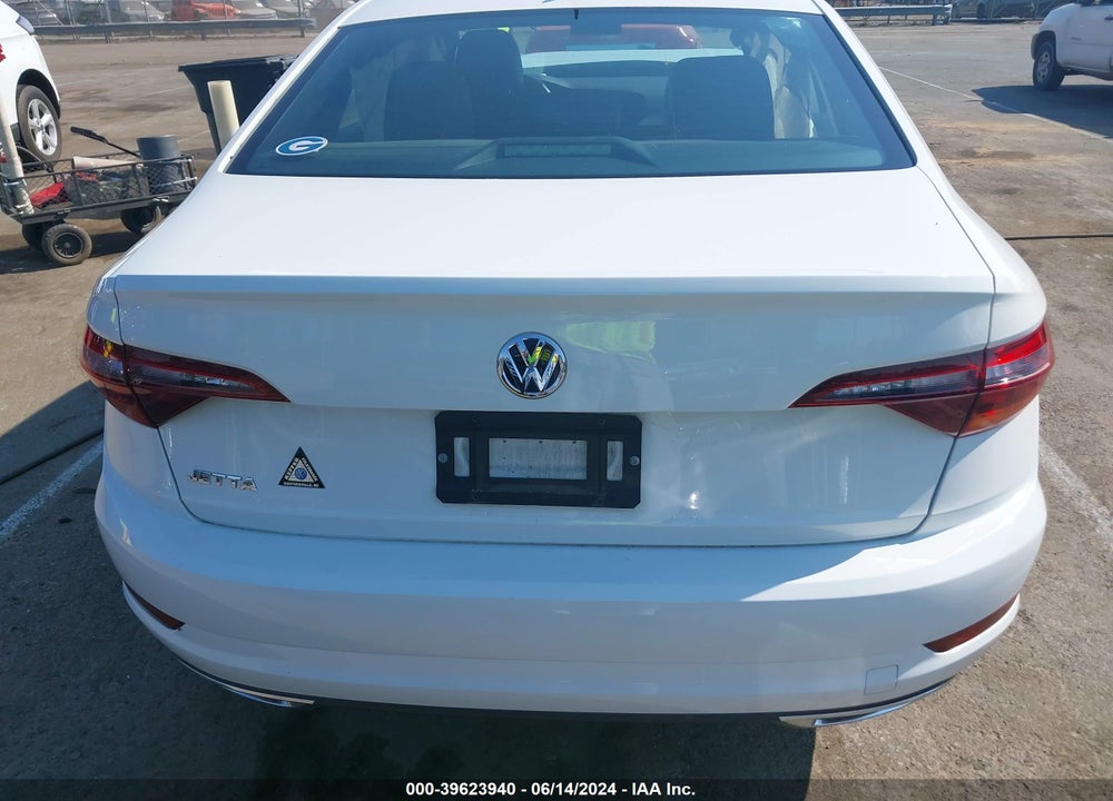 2019 VOLKSWAGEN JETTA 1.4T R-LINE/1.4T S/1.4T SE VIN: 3VWCB7BU9KM210190