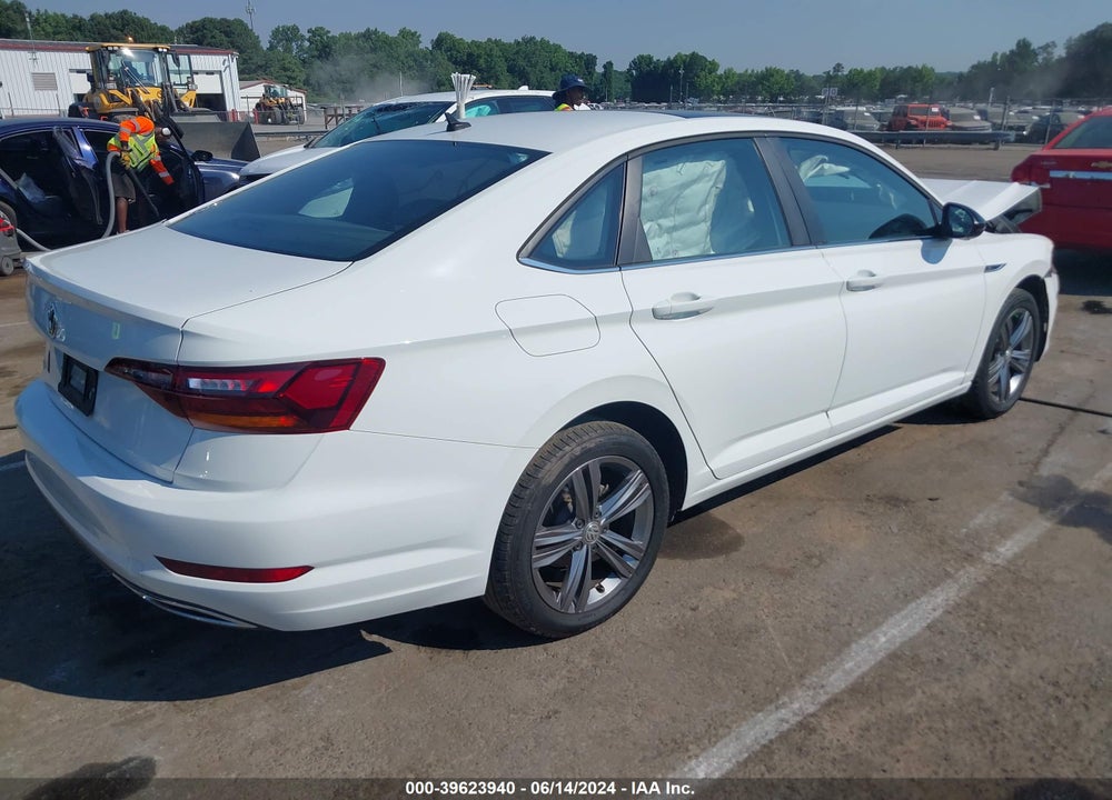 2019 VOLKSWAGEN JETTA 1.4T R-LINE/1.4T S/1.4T SE VIN: 3VWCB7BU9KM210190