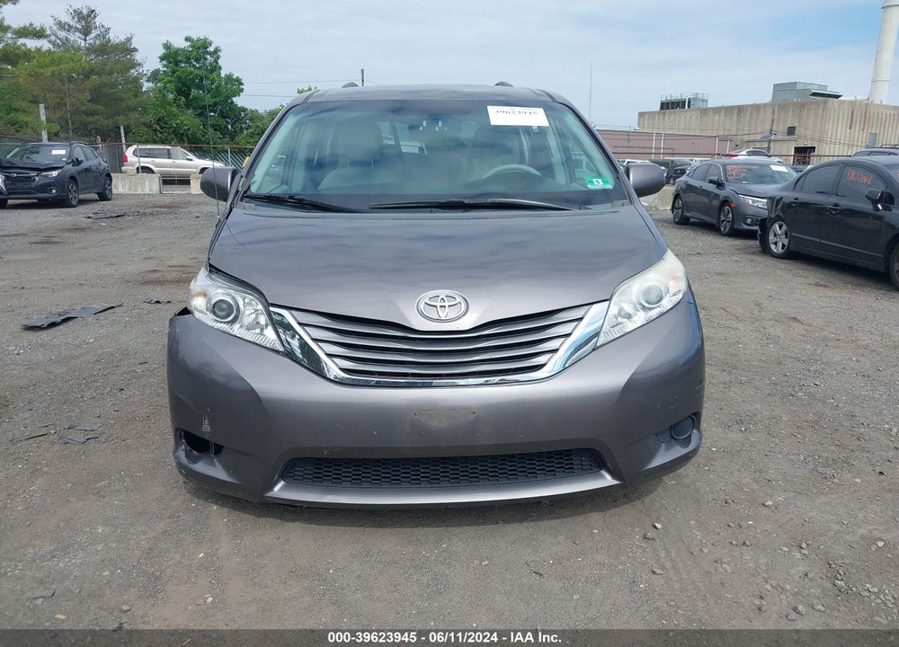 2012 TOYOTA SIENNA LE V6 8 PASSENGER VIN: 5TDKK3DC6CS230393