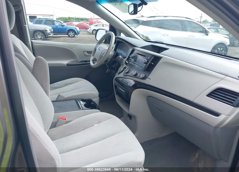 2012 TOYOTA SIENNA LE V6 8 PASSENGER VIN: 5TDKK3DC6CS230393