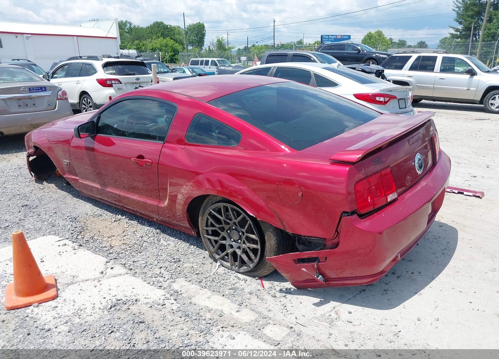 2006 FORD MUSTANG GT VIN: 1ZVFT82H565138130