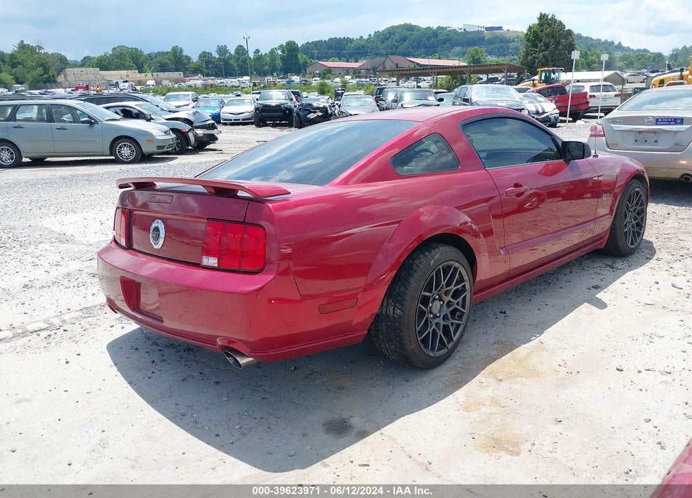 2006 FORD MUSTANG GT VIN: 1ZVFT82H565138130