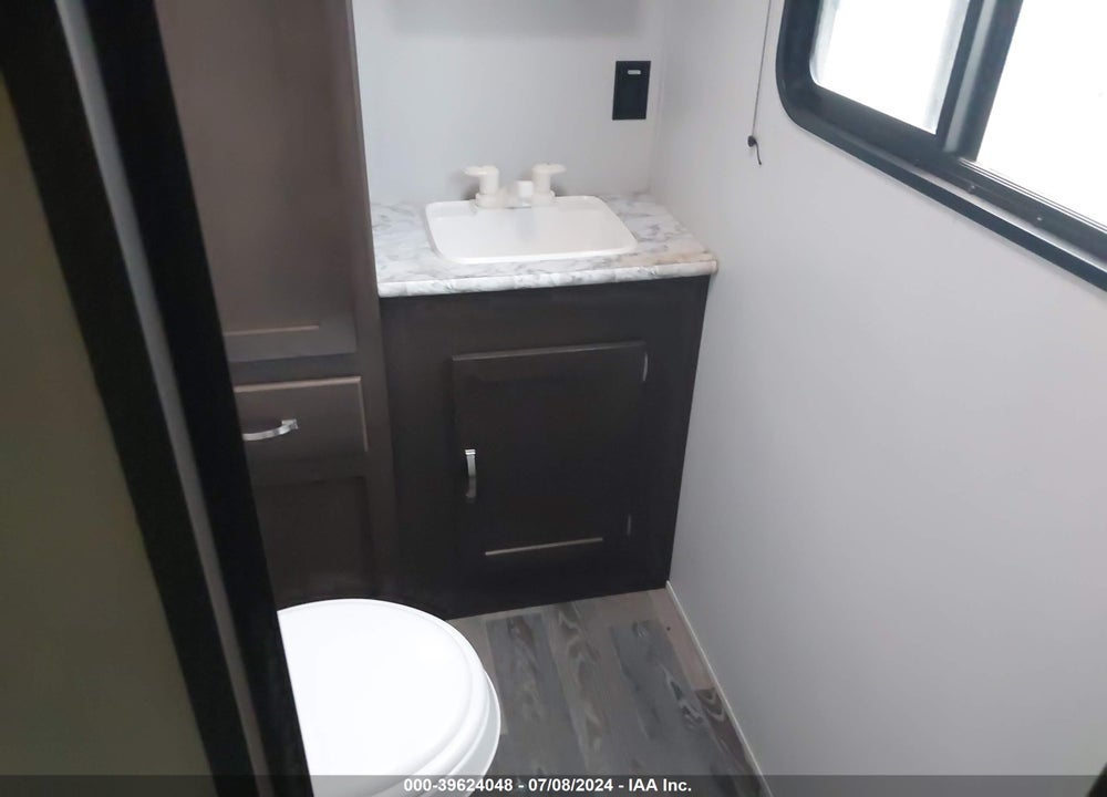 2020 KEYSTONE SPRINDALE 300 FWBH VIN: 4YDF30027L3102690