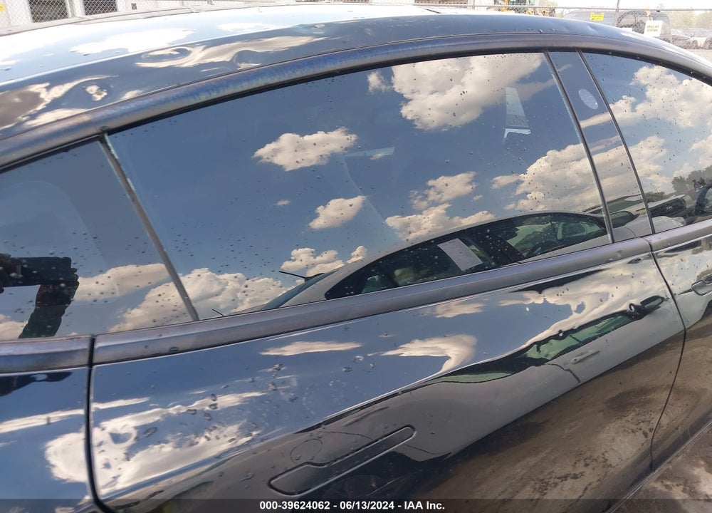 2022 TESLA MODEL 3 LONG RANGE DUAL MOTOR ALL-WHEEL DRIVE VIN: 5YJ3E1EB7NF120370