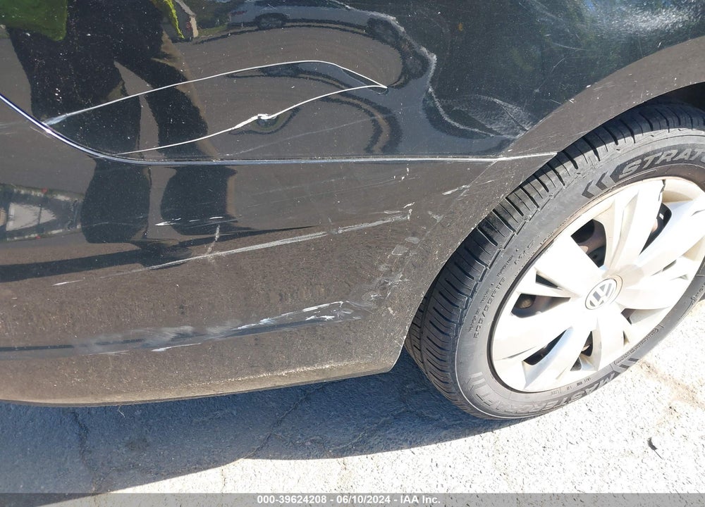 2013 VOLKSWAGEN JETTA 2.5L SE VIN: 3VWBP7AJ6DM397234