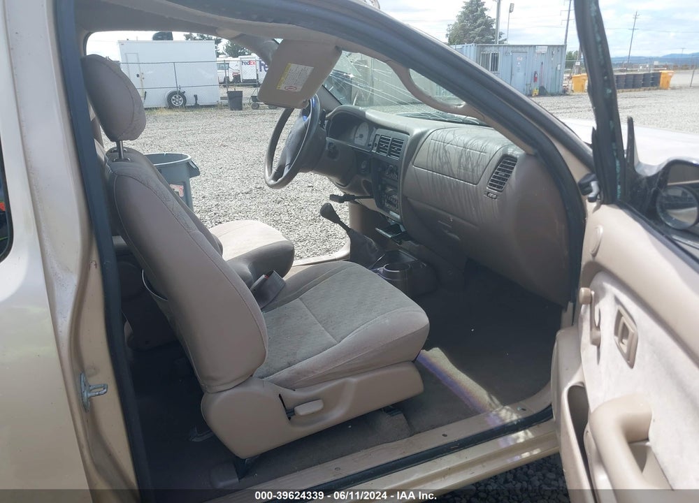2002 TOYOTA TACOMA VIN: 5TEVL52N62Z075842