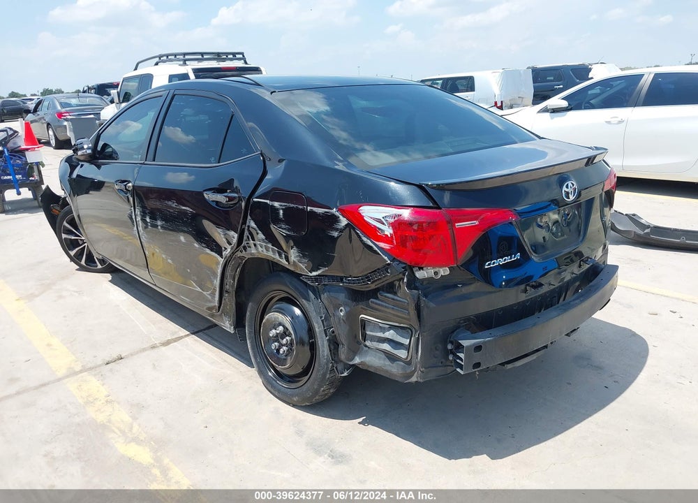2017 TOYOTA COROLLA SE VIN: 5YFBURHE3HP681791