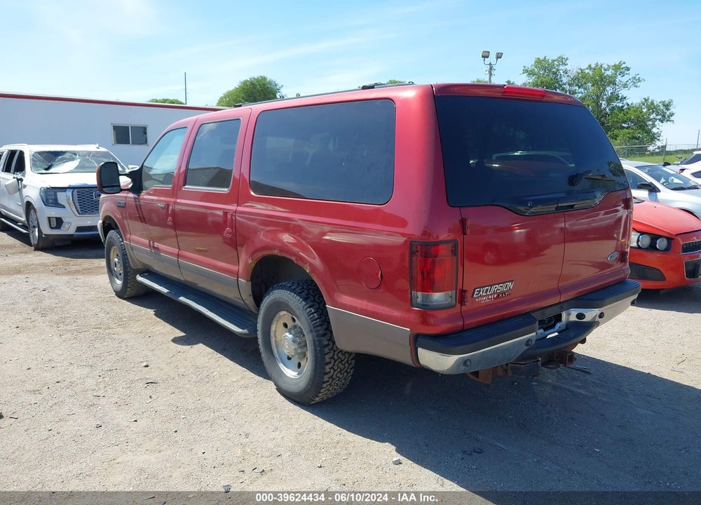 2002 FORD EXCURSION XLT VIN: 1FMNU41S02ED07820