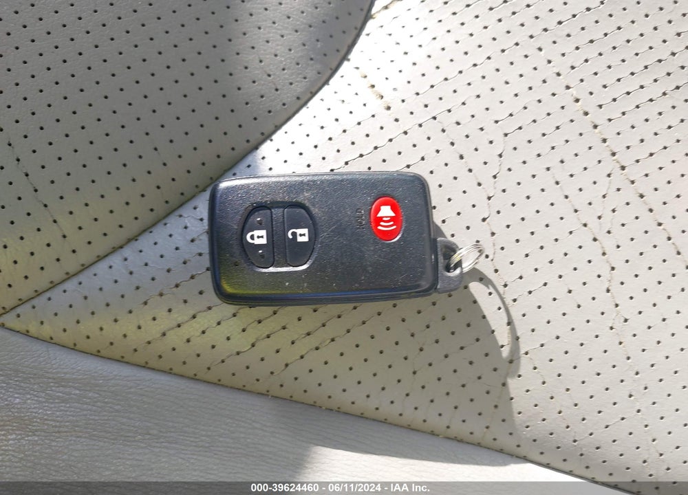 2011 TOYOTA RAV4 LIMITED V6 VIN: 2T3DK4DV7BW040227