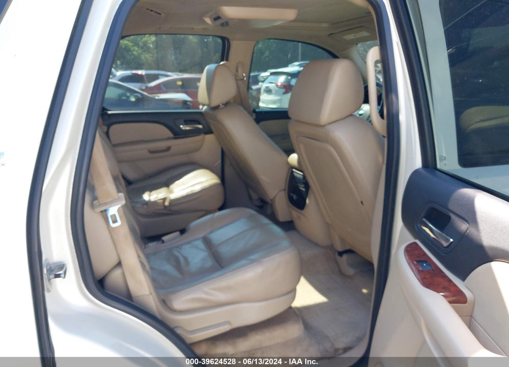2008 CHEVROLET TAHOE LTZ VIN: 1GNFK13048R178496