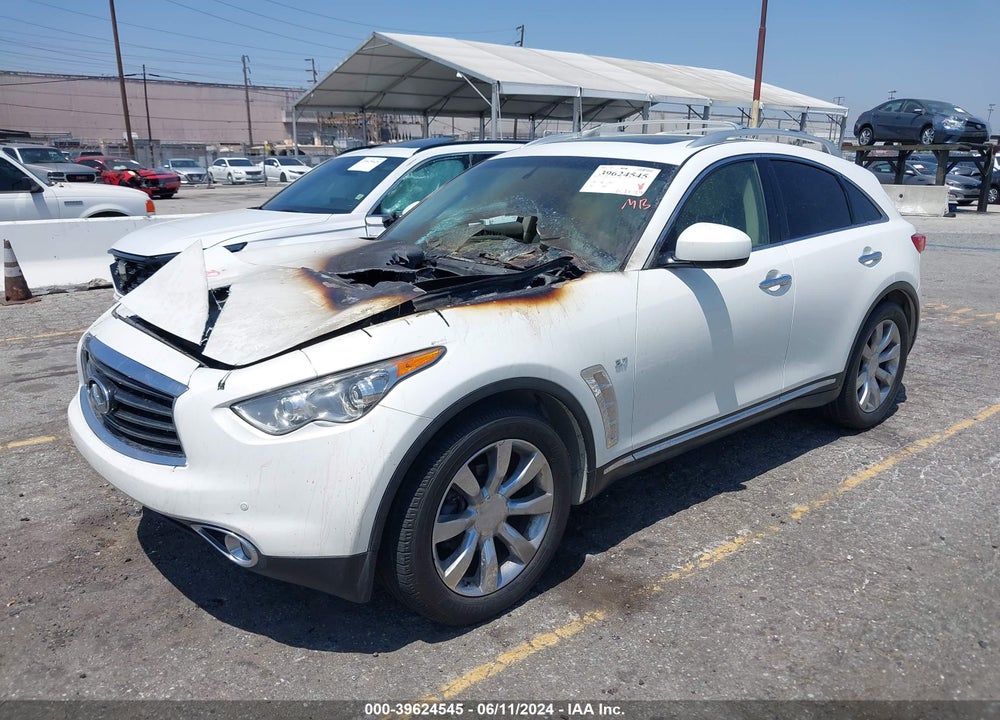 2014 INFINITI QX70 VIN: JN8CS1MUXEM452374