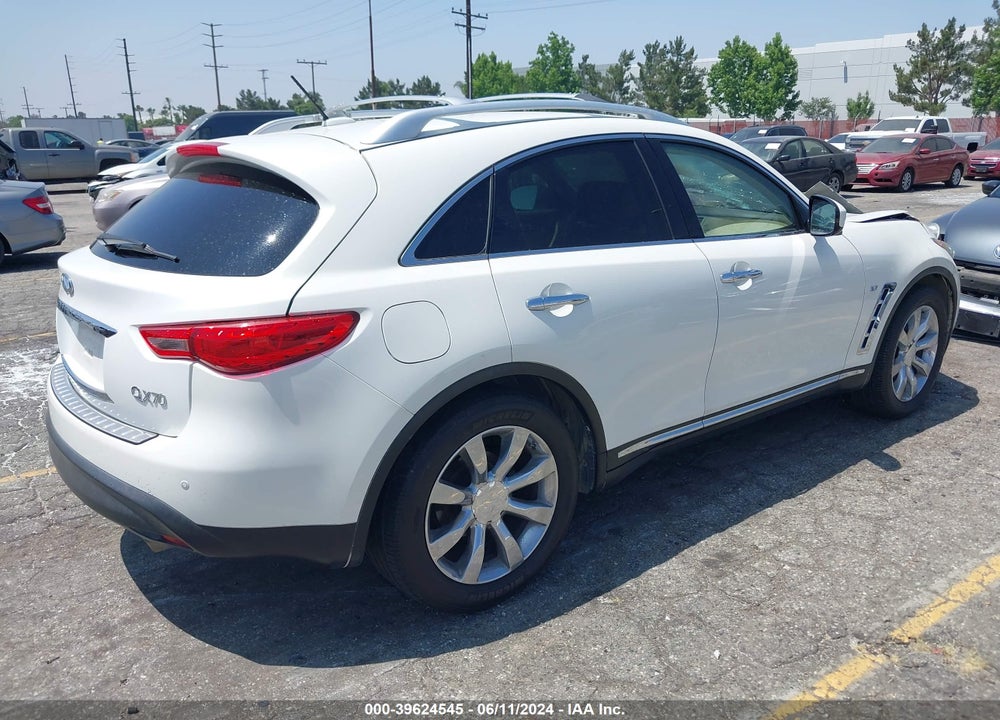 2014 INFINITI QX70 VIN: JN8CS1MUXEM452374
