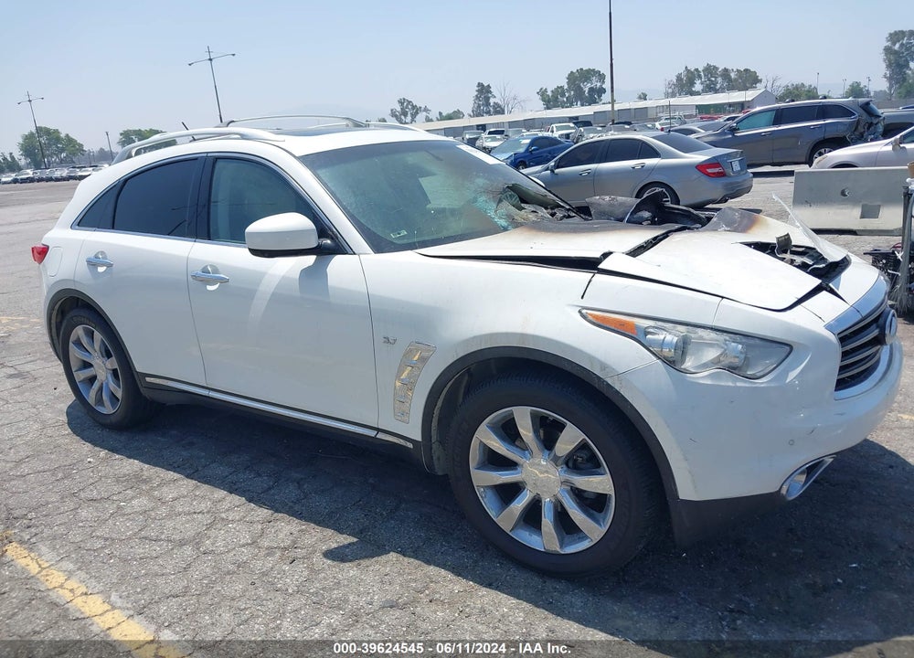 2014 INFINITI QX70 VIN: JN8CS1MUXEM452374