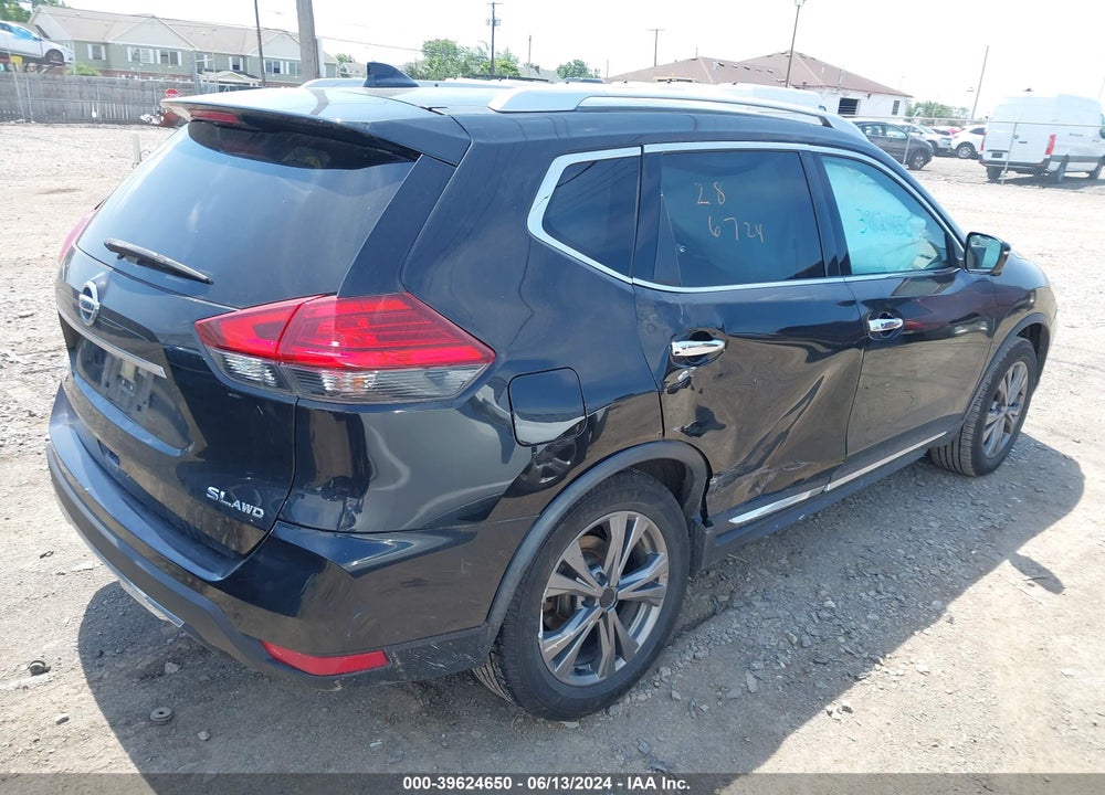 2017 NISSAN ROGUE SL VIN: JN8AT2MV3HW251329