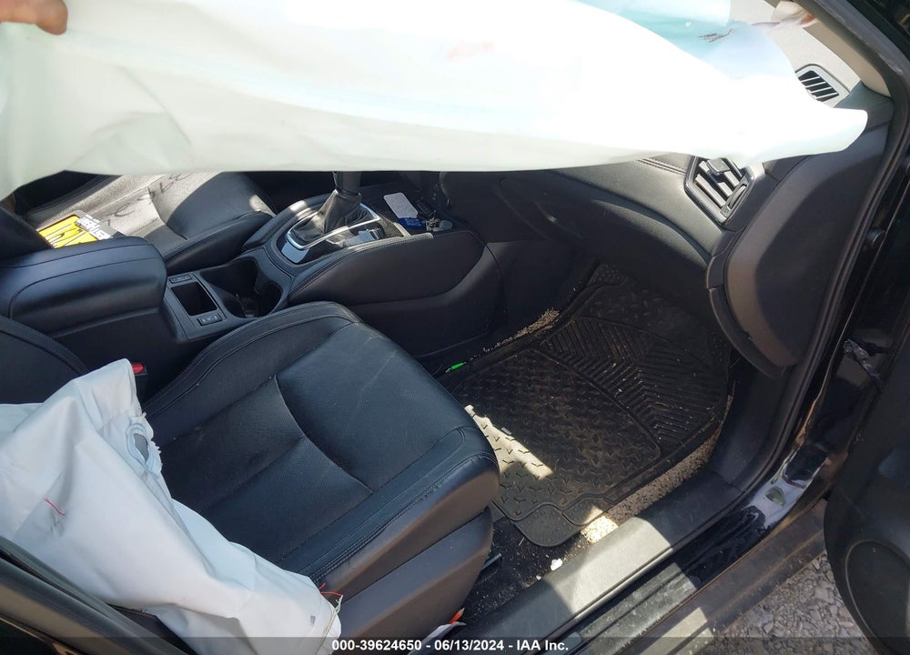 2017 NISSAN ROGUE SL VIN: JN8AT2MV3HW251329