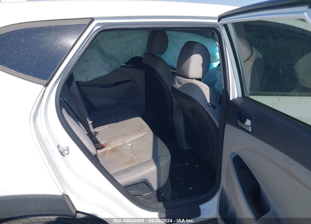 2020 HYUNDAI TUCSON SE VIN: KM8J23A4XLU140888