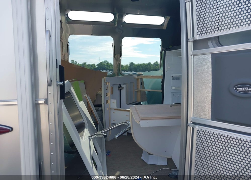 2023 AIRSTREAM GLOBETROTTER VIN: 1STTNYJ28PJ565972