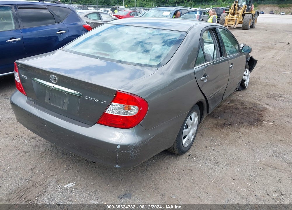 2003 TOYOTA CAMRY LE VIN: 4T1BE32K43U647956