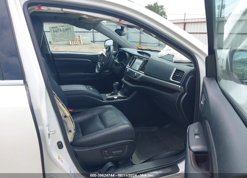 2017 TOYOTA HIGHLANDER LIMITED VIN: 5TDDZRFH5HS384259