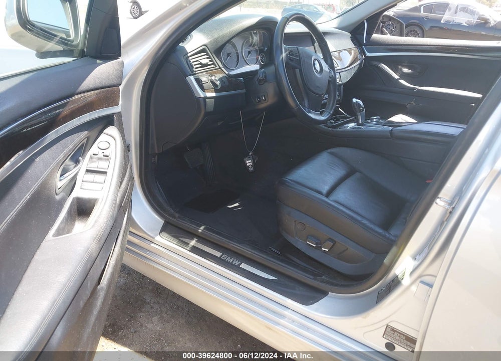 2012 BMW 528I XDRIVE VIN: WBAXH5C51CDW10818