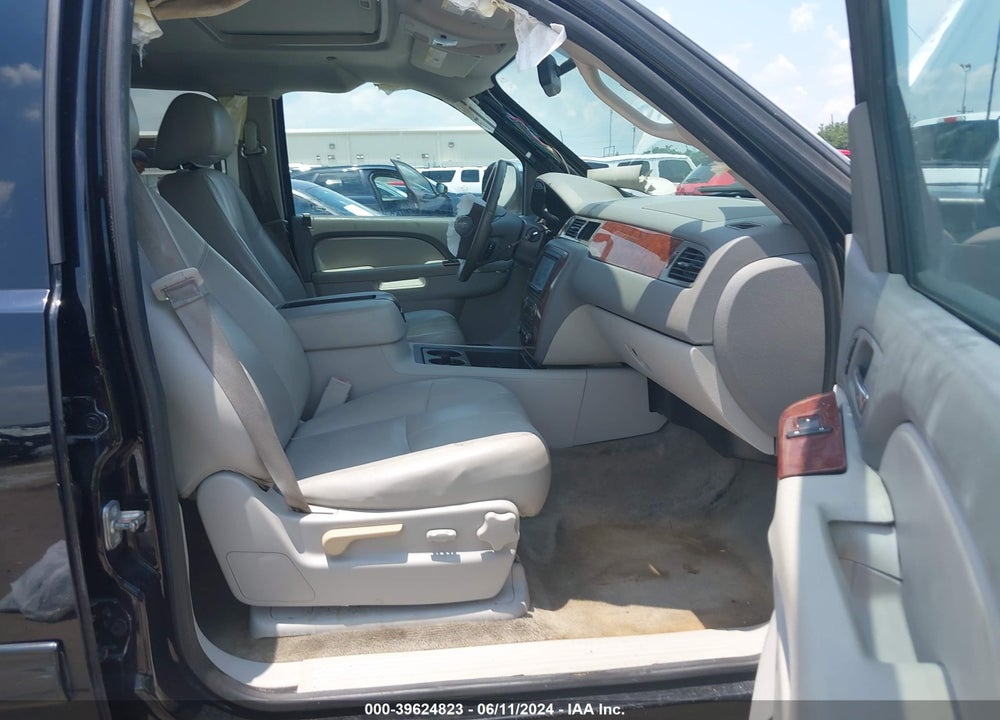 2013 CHEVROLET AVALANCHE LT VIN: 3GNTKFE76DG322585
