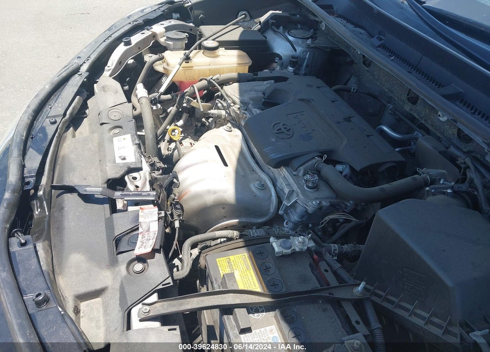 2018 TOYOTA RAV4 XLE VIN: JTMWFREVXJJ173053