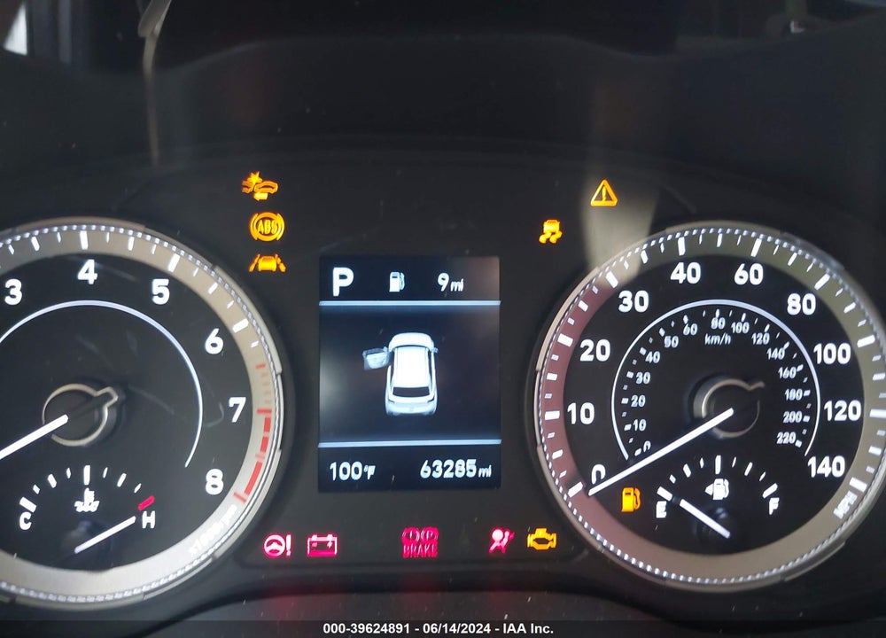 2021 HYUNDAI VENUE SEL VIN: KMHRC8A38MU082544