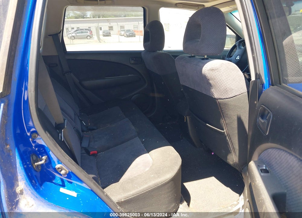 2004 MITSUBISHI OUTLANDER XLS VIN: JA4LZ41F04U050113